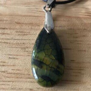 Artisan Green Dragon Veins Crystal Agate Gemstone Necklace